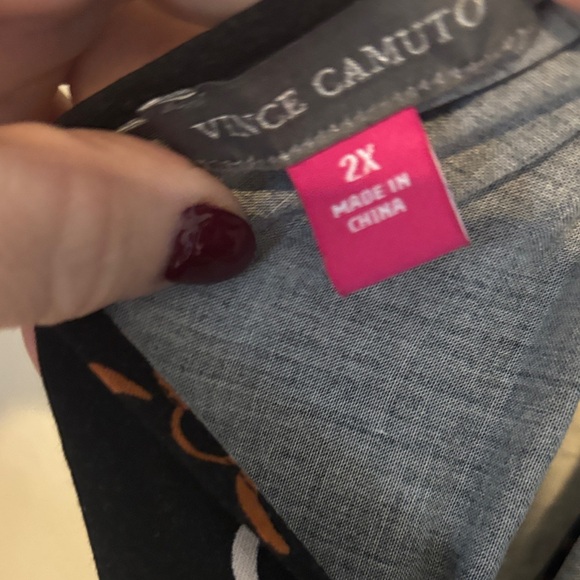 Vince Camuto Black Maxi Dress with Brown Floral Design - Picture 5 of 9